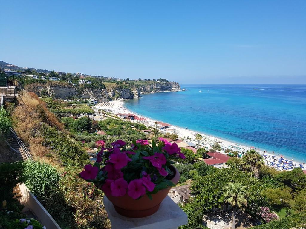 Hotel Il Lungomare Zambrone Zewnętrze zdjęcie